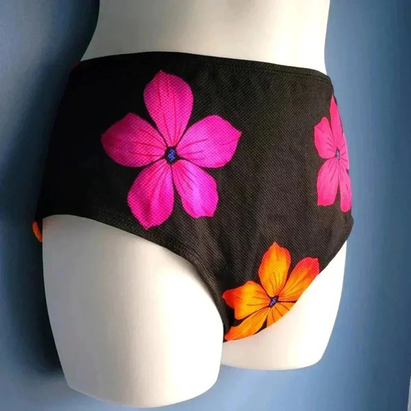 Longitude Swimwear Floral Black Women's Bikini Swim Bottom New! Size 22W - Picture 3 of 5